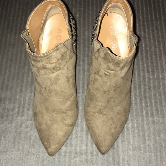 Report Shoes - Taupe Boots